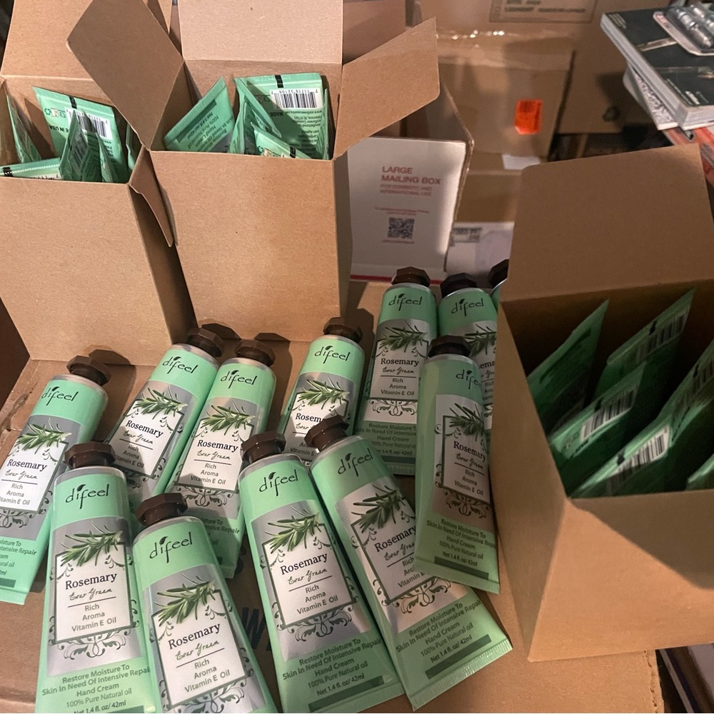 Lot of 30 Difeel Rosemary Evergreen Hand Cream Organic Restore Moisture